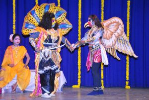 Read more about the article दशावतारी नाटके (Dashavtari Plays)