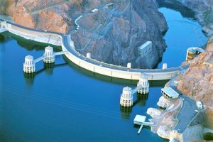 हूव्हर धरण (Hoover Dam)