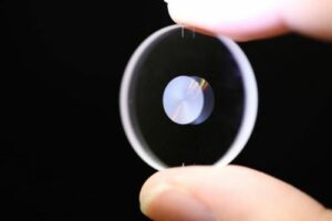 Read more about the article ५-मितीय अब्जांश स्मरण तबकडी  (5-D Nano Memory Disc)